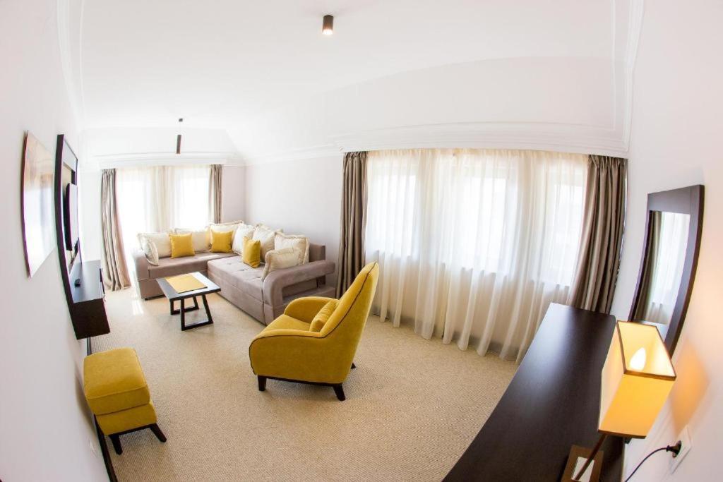 Swiss Holiday Budva Zewnętrze zdjęcie